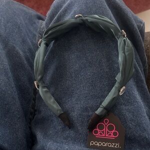 Paparazzi Teal Twist Headband